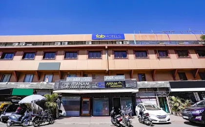 Fabhotel Anam International