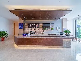 Hanting Premium Hotel Youjia Wuhan Etouwan Metro Station