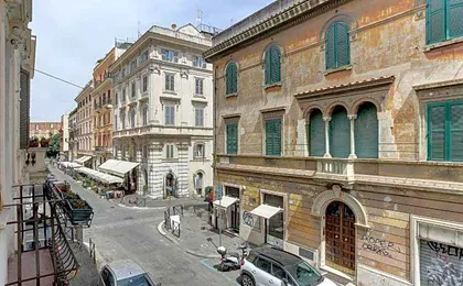 Charming Colosseum