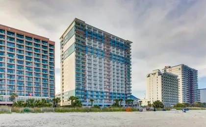 Paradise Resort 904