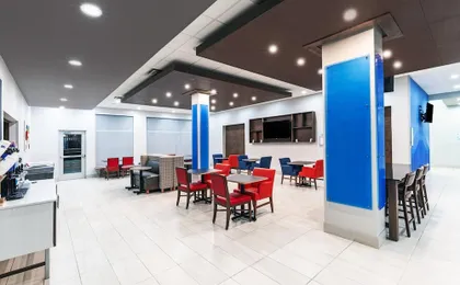 Holiday Inn Express & Suites Dalhart