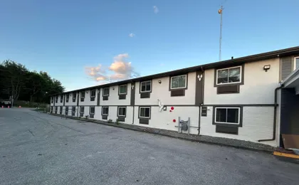 Super 8 By Wyndham Lewiston Auburn Area