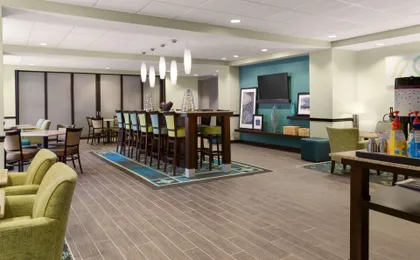 Hampton Inn Fairmont