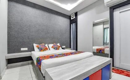 Fabhotel Surya Palace