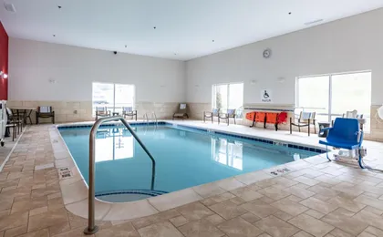 Holiday Inn Express & Suites Ironton