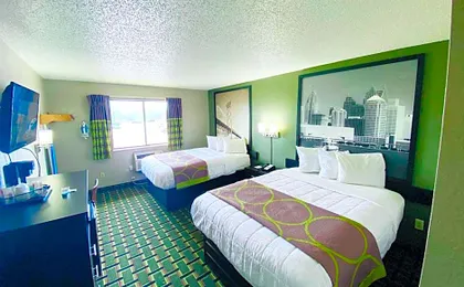 Super 8 by Wyndham Grand Rapids/Wyoming
