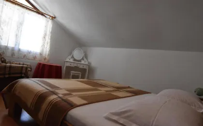 Apartmani Maja