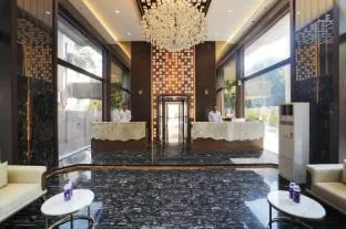 Hotel Everest Regency Pune