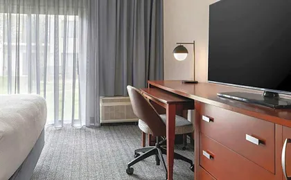 Courtyard by Marriott Pittsburgh Airport