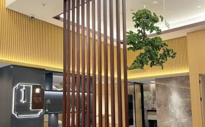 Jianguo Puyin Hotel (Shanghai Railway Station Zhongxing Road Subway Station Branch)