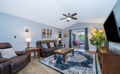 4820 Jamaica Lane 4bed