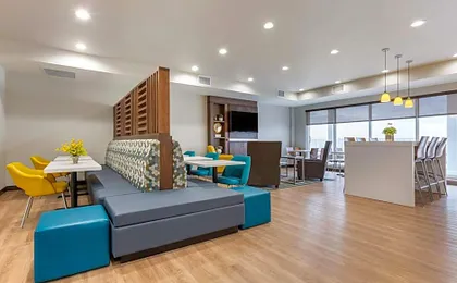 MainStay Suites Carlsbad South