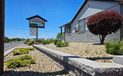 Travelers Inn