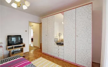 Nice Apartment In Pula With Kitchen