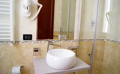 Monti 66 Hotel