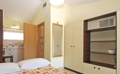Apartment 1462