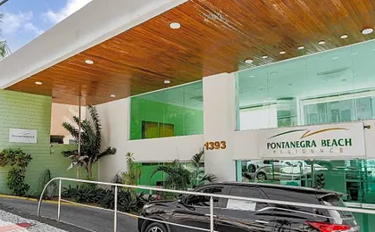 Beachfront Suite with Pool, WIFI and Parking in Ponta Negra