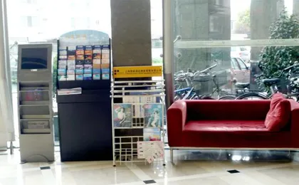 Yasi Apartment Hotel