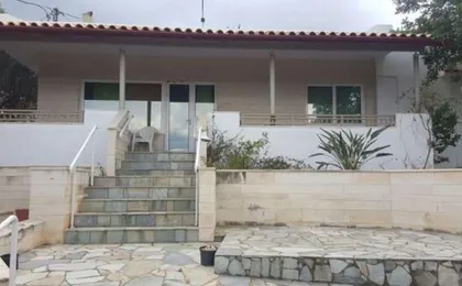 Villa in Hersonissos with Lush Garden
