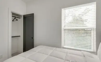 Workspace! Quiet Houston Retreat for Long Stays