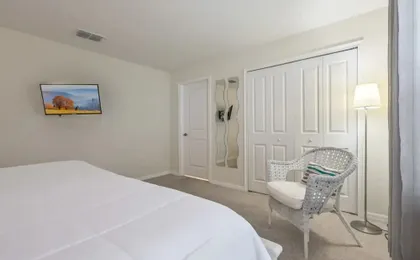 Cozy Home Near Disney Parks - Prime Location