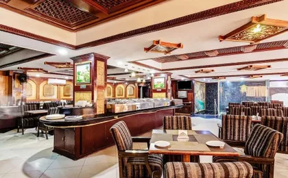 Capital O 49411 Hotel Anmol Continental