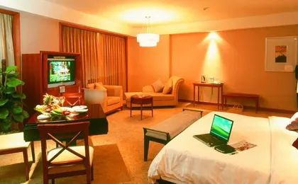 Jia Yu Emperor Hotel