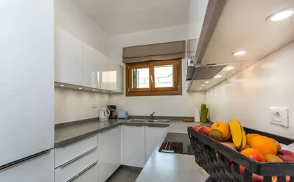 Maj Premium Residence