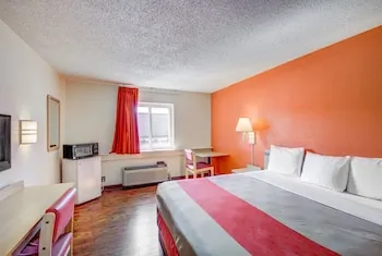 Motel 6 Wichita Ks