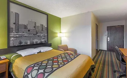 Super 8 by Wyndham College Park Wash DC Area