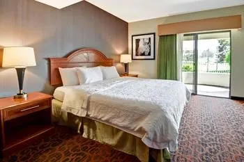 Hampton Inn & Suites San Clemente Beach