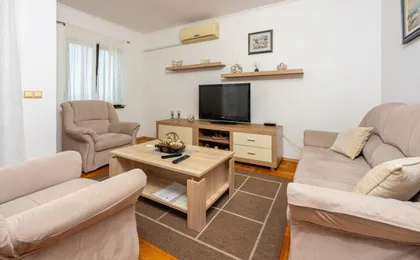 Meerblick Apartment Mit Wifi, Grill, Klima Und Strandnah