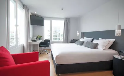 Athenaeum Smart Hotel