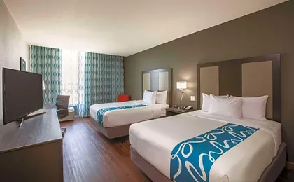 La Quinta Inn & Suites by Wyndham Tulsa Broken Arrow