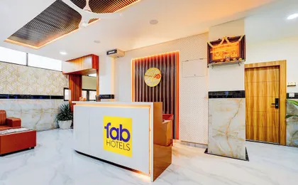 Fabhotel Golden Stay
