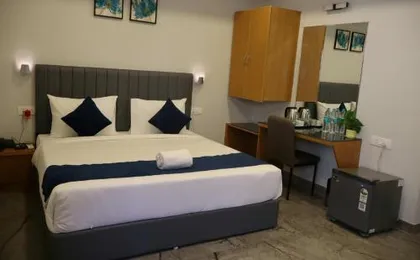 Yellow Sapphire Hotel Gachibowli