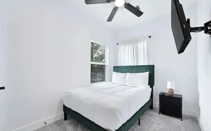 Workspace! Quiet Houston Retreat for Long Stays