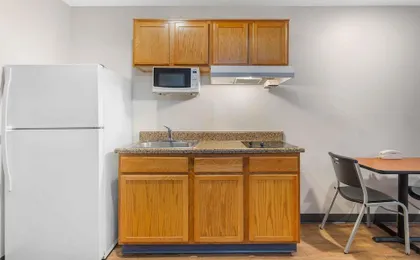 Extended Stay America Select Suites Fort Myers Northeast