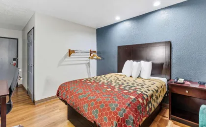 Econo Lodge Akron Copley Northwest