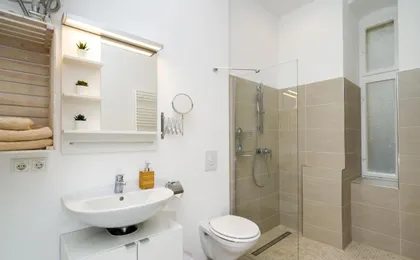 The Lohmeyerstr Li - Group Flat in Central Berlin, Family-Friendly, 2br, 4- 6 Guests