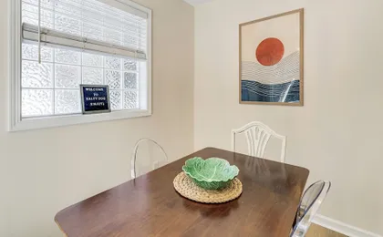 Well-equipped Emerald Isle Townhome: Pets Welcome!