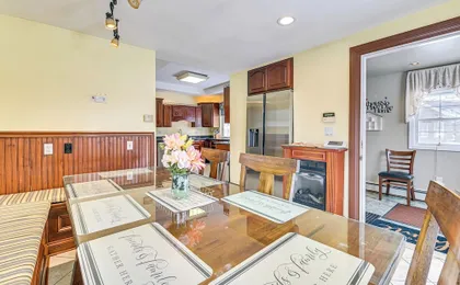 2 Mi to Dtwn Schenectady! Spacious Retreat