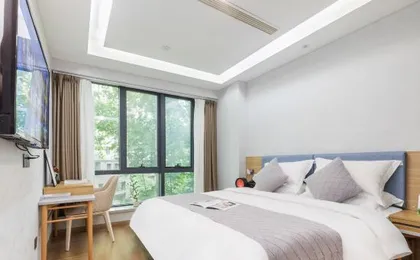 Shanghai Siyatu Hotel (Jingan District Wuning Road Subway Station Branch)