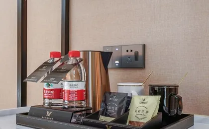 Vienna International Hotel (Chongqing High-tech Zone Hangu Branch)
