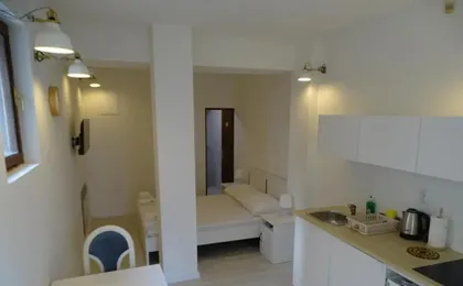 Job studio apartments