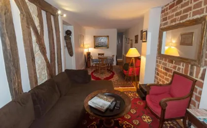 Very French Two Bedroom in the Heart of Paris