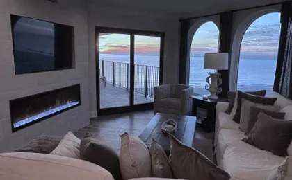 412 Seascape by Avantstay Oceanfront + Balcony
