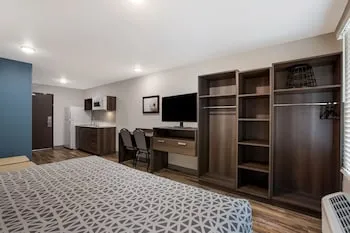 Woodspring Suites Corona