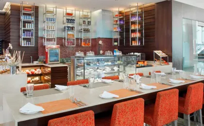 Holiday Inn Mumbai International Airport