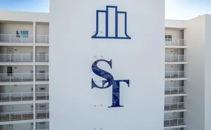 Shoreline Towers 1055 2 Bedroom Condo